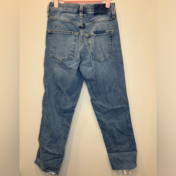 Amo Jeans Straight Leg with Distressed Hem - Picture 2 of 3